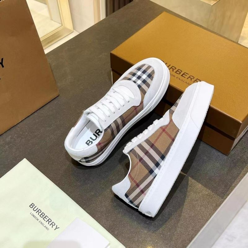 Burberry Low Shoes